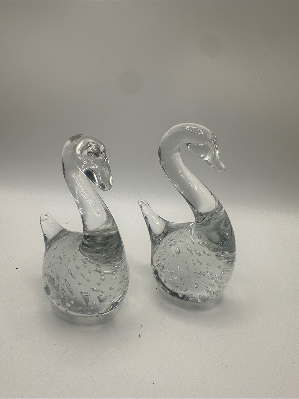 Jasco Clear Glass bubble Swan Figurine Pair - Elegant Home Art Decor